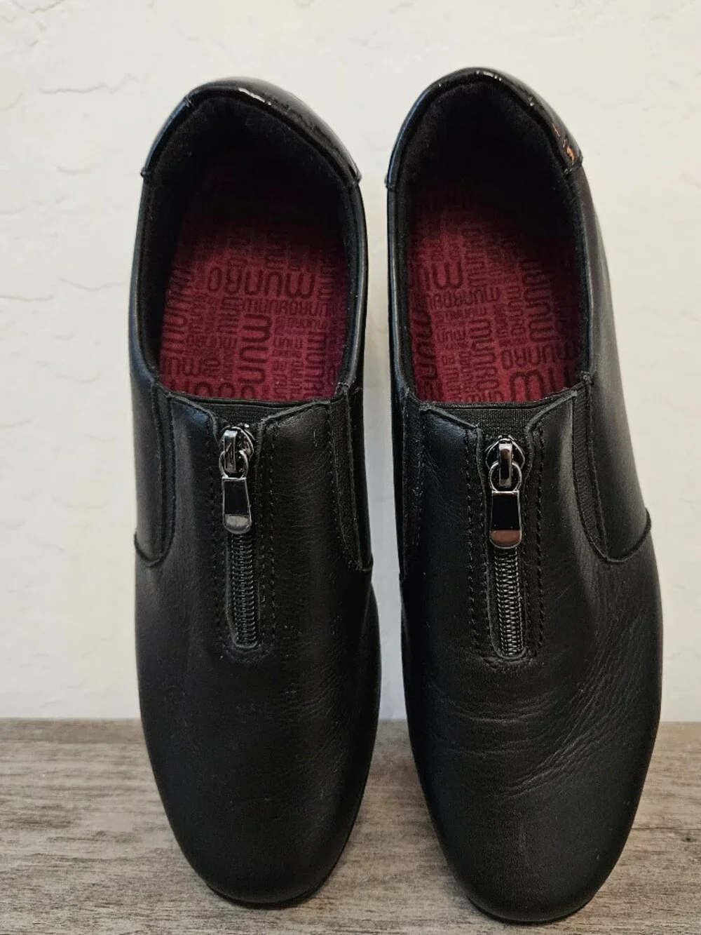 Munro Berkley Black Leather Front Zip Comfort Loafers Shoes - Size 8.5 M